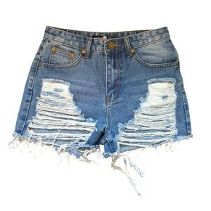 Boohoo Woman’s 4 Blue Distressed Denim Shorts